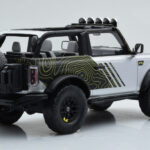 Ford Bronco RTR Iconic Argintiu GT Spirit 1:18 - image 2 of 6