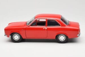 Ford Escort Mk1 RHD Roșu Minichamps 1:18 150081070 Metal - imaginea 4 din 8
