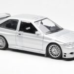 Ford Escort RS Cosworth Versiune Stradală Argintiu UT Models 1:18 - image 6 of 6