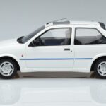 Ford Fiesta Mk3 XR2i Otto 1:18 OT967 Rășină - image 3 of 6