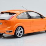 Ford Focus Mk2 ST 2.5 Electric Portocaliu Otto 1:18 - image 2 of 6