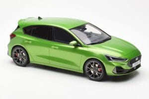 Ford Focus Mk5 ST Phase 2 Mean Verde Otto 1:18 OT450 Rășină - imaginea 4 din 6