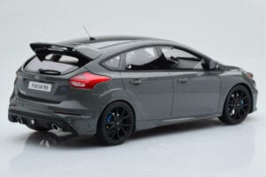 Ford Focus RS Mk3 Stealth Gri Otto 1:18 OT779 Rășină - imaginea 2 din 6