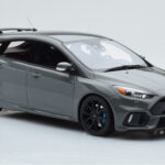 Ford Focus RS Mk3 Stealth Gri Otto 1:18 - image 4 of 6