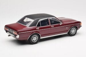 Ford Granada Mk1 Roșu Închis Metalic Negru Mat MCG 1:18 MCG18393 Metal - imaginea 2 din 6