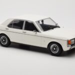 Ford Granada Mk1 Alb MCG 1:18 MCG18395 - image 4 of 6