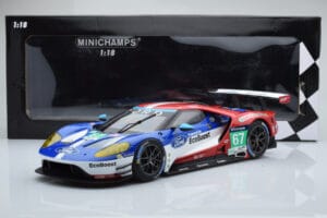 Ford GT Chip Ganassi Racing UK #67 M. Franchitti / A. Priaulx / H. Tincknell 24 Hours of Le Mans 2016 Minichamps 1:18 1551686 - imaginea 6 din 6