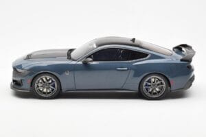 Ford Mustang Dark Horse Vapor Albastru Metallic GT Spirit 1:18 GT454 Rășină - imaginea 3 din 6