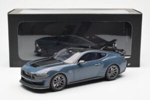 Ford Mustang Dark Horse Vapor Albastru Metallic GT Spirit 1:18 GT454 Rășină - imaginea 6 din 6