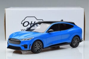 Ford Mustang Mach-E GT Performance Albastru Otto 1:18 OT414 Rășină - imaginea 6 din 6