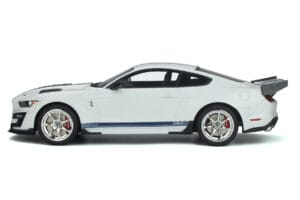 Ford Mustang Shelby GT500 S550 Dragon Snake Alb GT Spirit 1:18 GT306 Rășină - imaginea 3 din 5