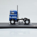 Freightliner COE Albastru Alb IXO 1:43 - image 2 of 4