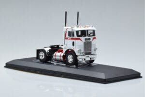 Freightliner COE Alb IXO 1:43 TR128 Metal - imaginea 4 din 6