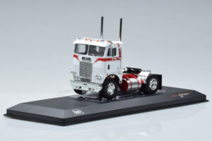 Freightliner COE Alb IXO 1:43 TR128