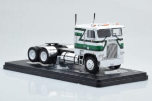 Freightliner FLA Alb Verde IXO 1:43 TR149 Metal - imaginea 3 din 4