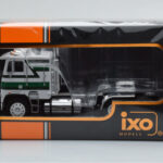 Freightliner FLA Alb Verde IXO 1:43 - image 4 of 4