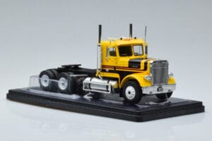 Freightliner FLC120 64T Galben IXO 1:43 TR116 Metal - imaginea 4 din 6