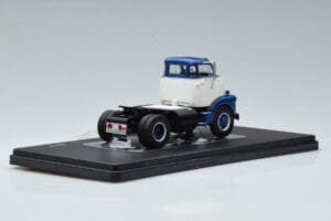 GMC 950 COE Albastru Alb IXO 1:43 TR150 Metal - imaginea 2 din 6