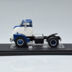 GMC 950 COE Albastru Alb IXO 1:43 - image 3 of 6