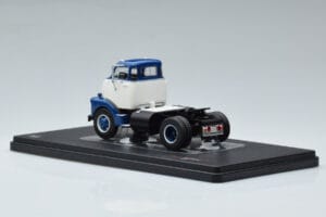 GMC 950 COE Albastru Alb IXO 1:43 TR150 Metal - imaginea 5 din 6