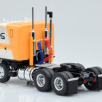 GMC Astro 95 Bej Alb IXO 1:43 - image 4 of 5