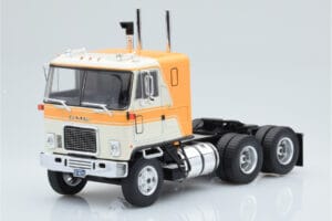 GMC Astro 95 Bej Alb IXO 1:43