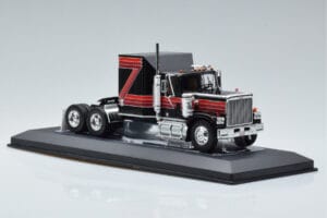 GMC General Roșu Negru IXO 1:43 TR102 Metal - imaginea 4 din 6