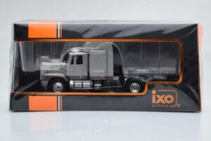 GMC General SBFA Argintiu IXO 1:43 TR166 Metal - imaginea 6 din 6