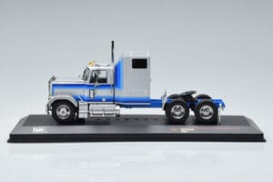 GMC General Argintiu IXO 1:43 TR079 Metal - imaginea 3 din 6