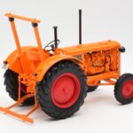Hanomag R28 Tractor Agricol Minichamps 1:18 109153072 - image 2 of 6