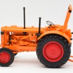 Hanomag R28 Tractor Agricol Minichamps 1:18 109153072 - image 3 of 6