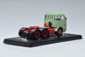 Henschel HS 19 TS Verde IXO 1:43 TR151 Metal - imaginea 2 din 6