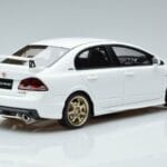 Honda Civic FD2 Type R Mugen Alb Otto 1:18 OT941 Rășină - image 2 of 6