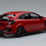 Honda Civic Type R GT FK8 Euro Spec Roșu Otto 1:18 - image 2 of 6