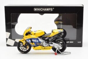 Honda RC211V Pramac Pons #3 M. Biaggi MotoGP 2003 Minichamps 1:12 122037103 Metal - imaginea 4 din 4