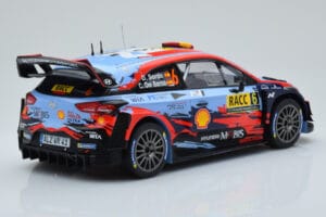 Hyundai i20 Coupe WRC #6 D. Sordo / C. del Barrio Rally Catalunya 2019 IXO 1:18 18RMC052C Metal - imaginea 2 din 6