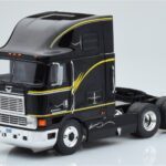 International Eagle Cabover Negru IXO 1:43