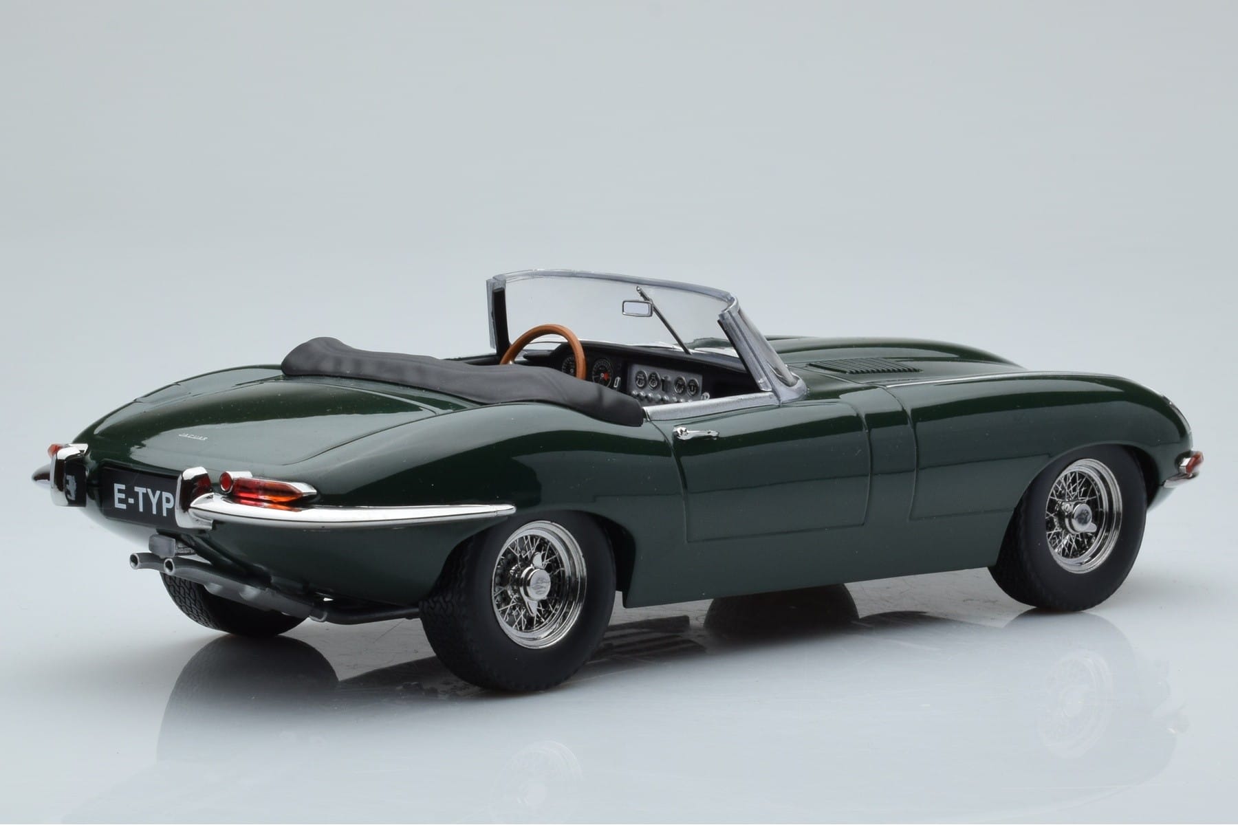 Jaguar E-Type Series 1 Roadster Verde KK-Scale 1:18 KKDC180481 Metal - imaginea 2 din 6