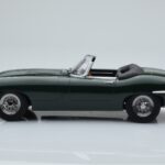 Jaguar E-Type Series 1 Roadster Verde KK-Scale 1:18 - image 3 of 6