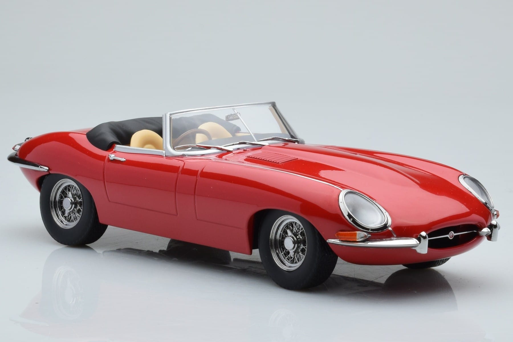 Jaguar E-Type Series 1 Roadster Roșu KK-Scale 1:18 KKDC180482 Metal - imaginea 4 din 6