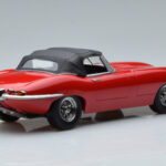 Jaguar E-Type Series 1 Roadster Roșu KK-Scale 1:18 - image 2 of 6