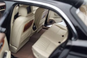 Jaguar XJ6 X350 Ebony Negru Almost Real 1:18 810501 Metal - imaginea 8 din 11