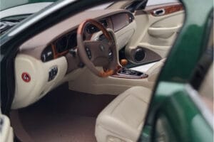 Jaguar XJ6 X350 Racing Verde Almost Real 1:18 810502 Metal - imaginea 8 din 13