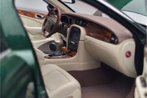 Jaguar XJ6 X350 Racing Verde Almost Real 1:18 810502 Metal - imaginea 9 din 13