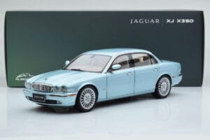 Jaguar XJ6 X350 Seafrost Albastru Deschis Almost Real 1:18 810503 Metal - imaginea 11 din 11