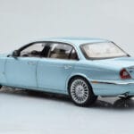 Jaguar XJ6 X350 Seafrost Albastru Deschis Almost Real 1:18 - image 8 of 11