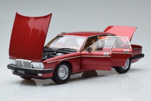 Jaguar XJ6 XJ40 Flamenco Roșu Almost Real 1:18 810541 Metal - imaginea 2 din 11