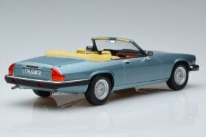 Jaguar XJS V12 Cabriolet Albastru Deschis Metalizat Norev 1:18 182635 Metal - imaginea 2 din 6