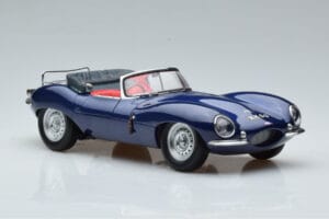 Jaguar XKSS Albastru AUTOart 1:18 73510 Metal - imaginea 6 din 9