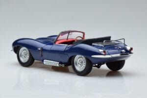 Jaguar XKSS Albastru AUTOart 1:18 73510 Metal - imaginea 7 din 9
